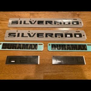 New Black-out Chevy Emblem Kit